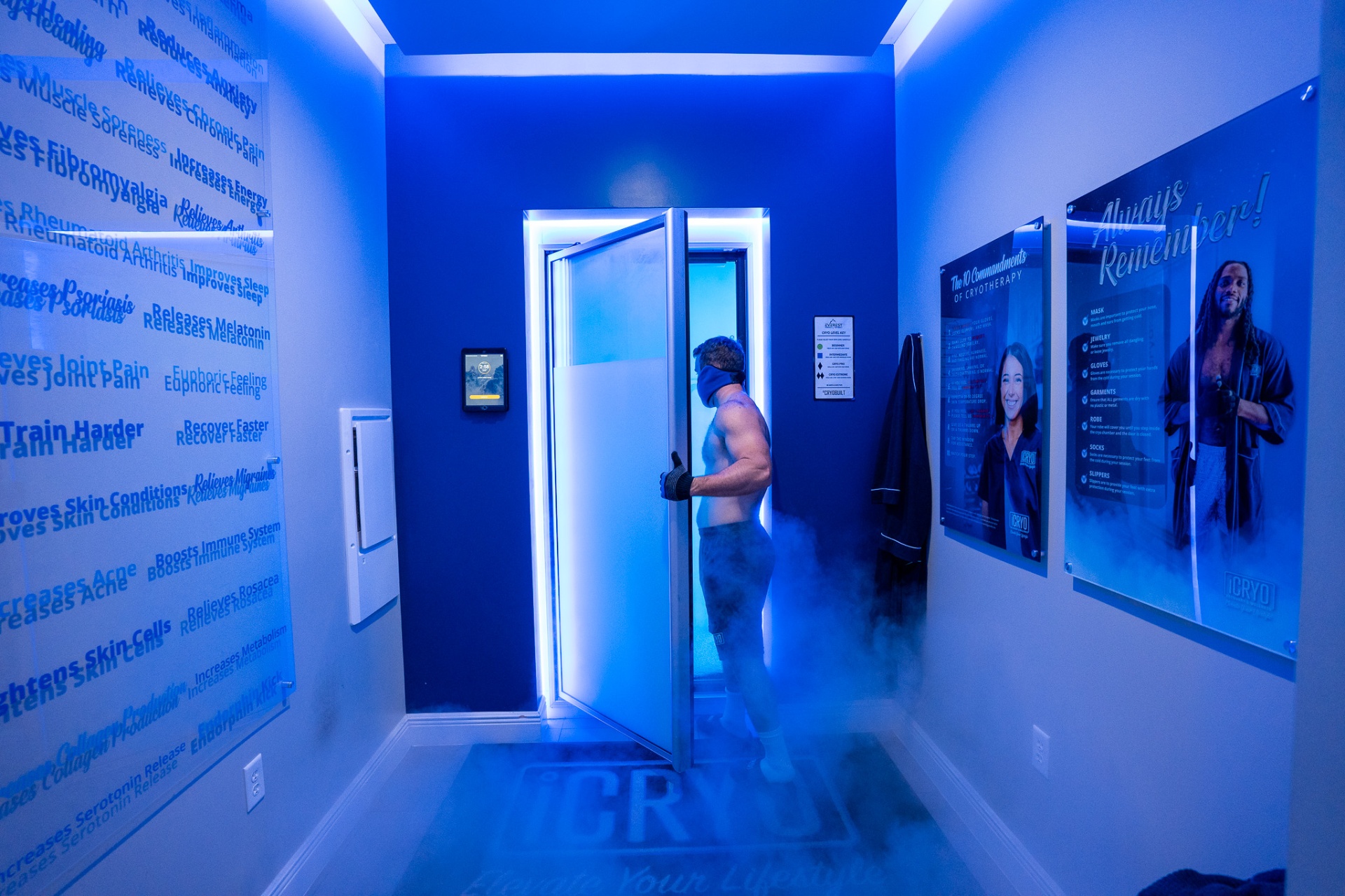 iCRYO Guilderland cryotherapy chamber room with benefits wall